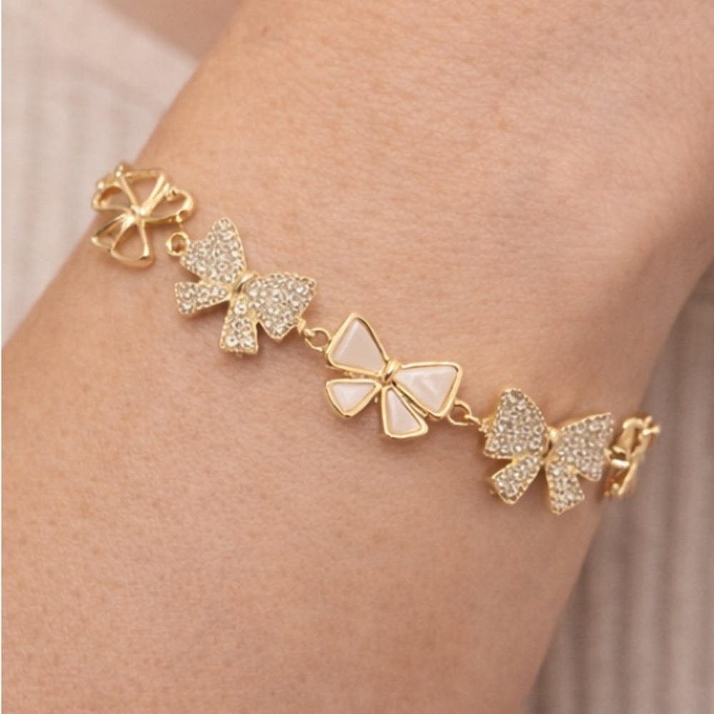 Mother of Pearl CZ and Gold Bow Bracelet NWOT